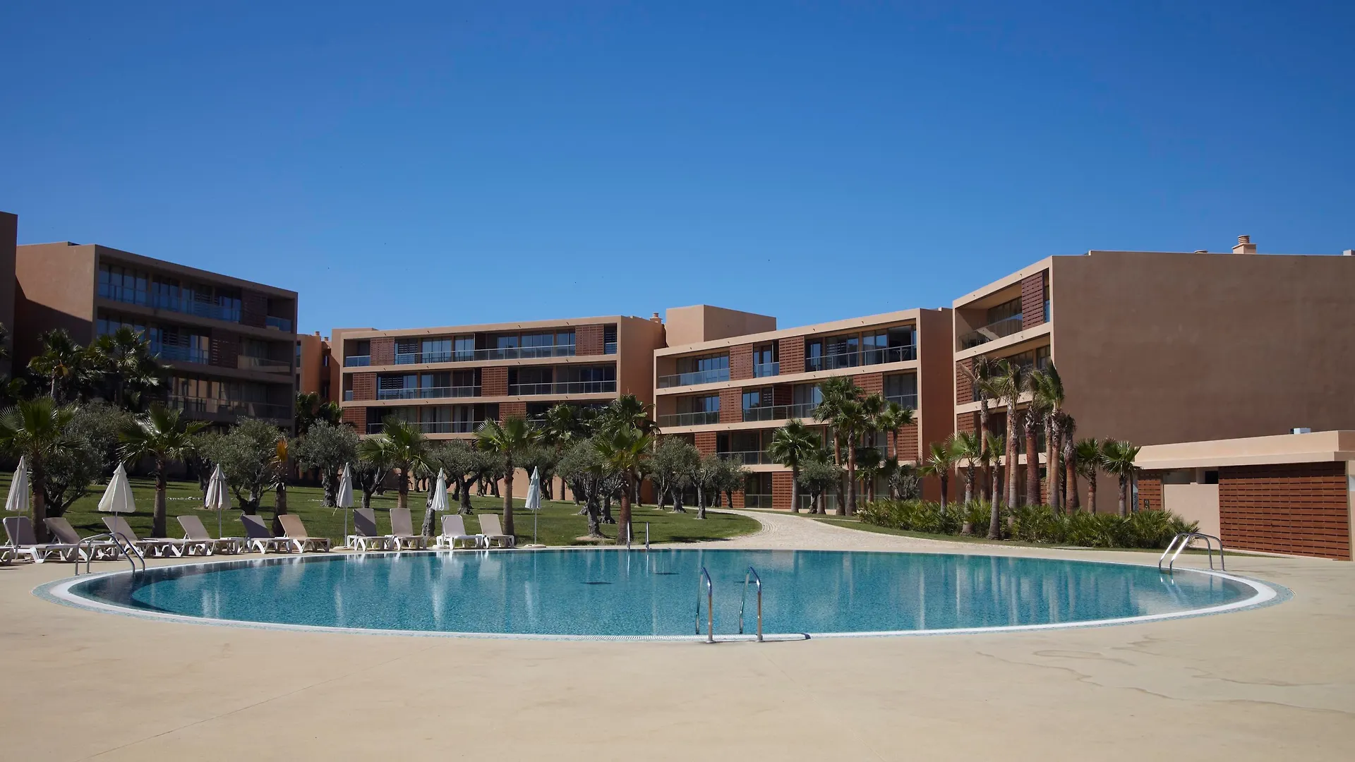 אלבופיירה Salgados Vila Das Lagoas 0*,